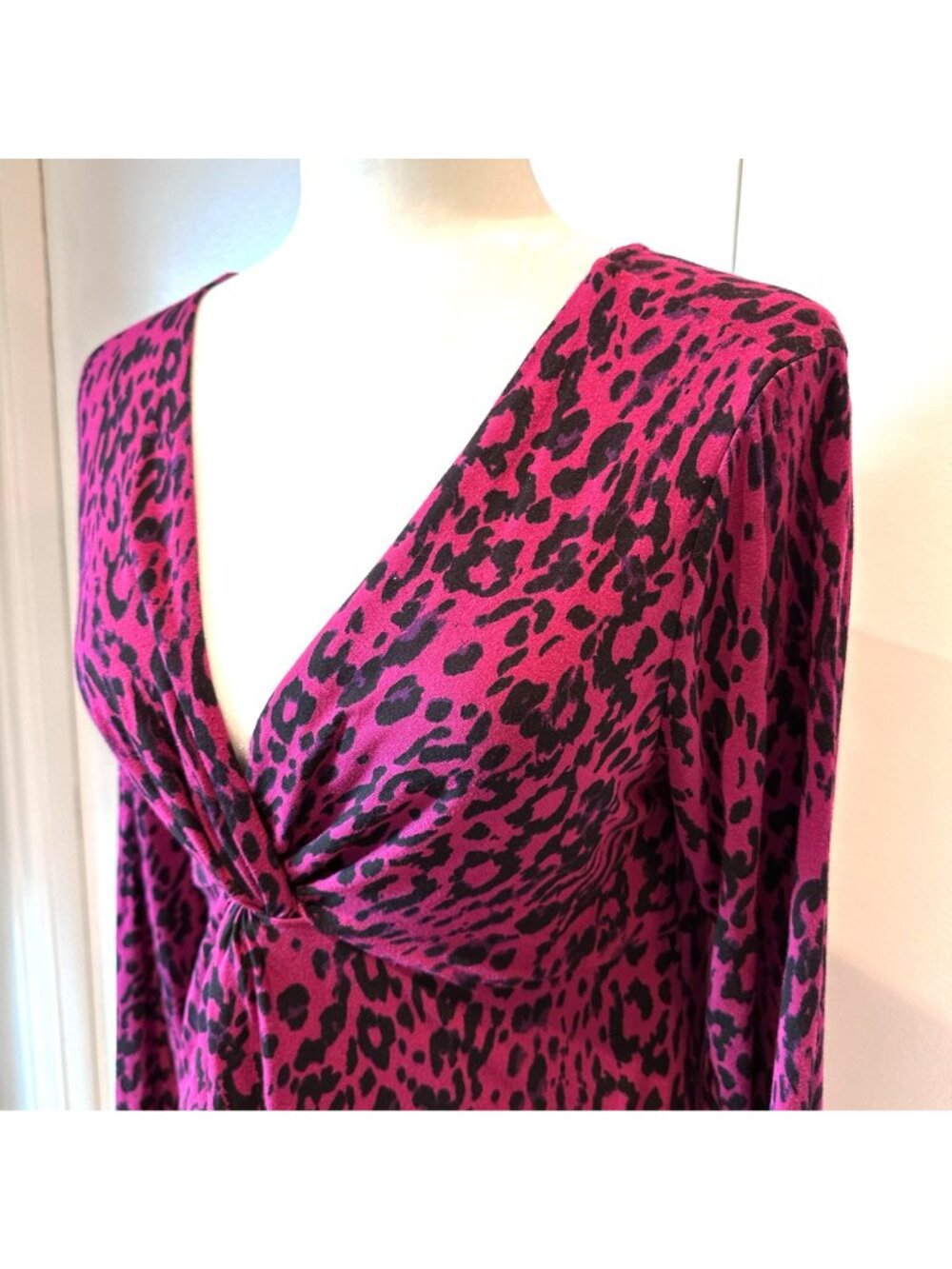 Soma Luxuriously Soft Pink & Black Leopard Print Long Sleeve Dress Medium - Picture 2 of 7